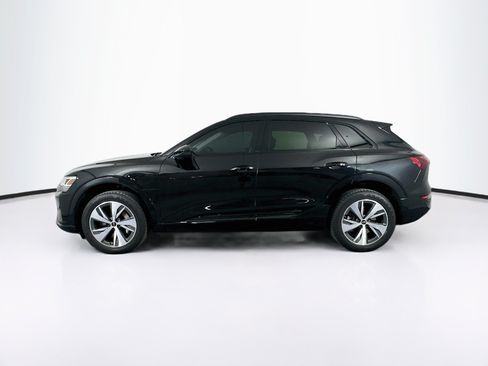 Used 2024 Audi Q8 e-tron Premium AWD/4WD image 4