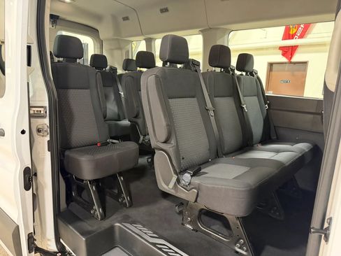 Used 2022 Ford Transit 350 XLT RWD image 27