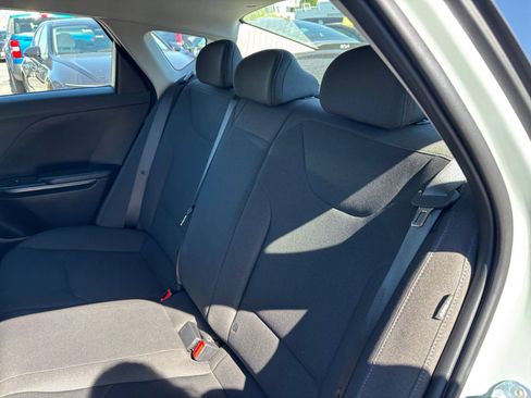 Used 2026 Kia K4 FWD image 38
