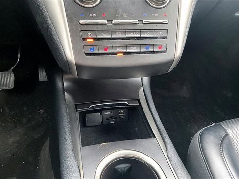 Used 2015 Lincoln MKC Reserve w/ Equipment Group 102A Reserve image 19