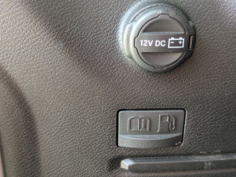 Used 2022 Jeep Wrangler Unlimited Rubicon 4xe w/ Cold Weather Group image 15