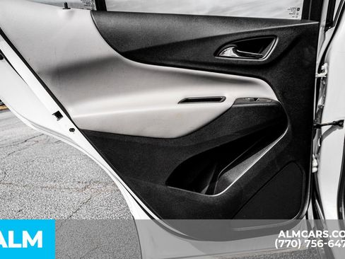 Used 2024 Chevrolet Equinox LT image 58