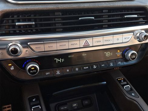 Used 2022 Kia Telluride SX image 18