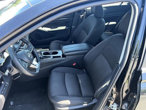 Certified 2024 Nissan Altima 2.5 SV FWD image 13