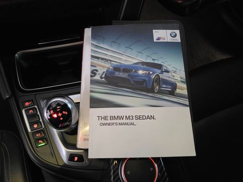 Used 2016 BMW M3 RWD image 35