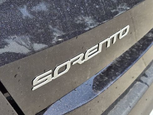 New 2026 Kia Sorento LX FWD image 7