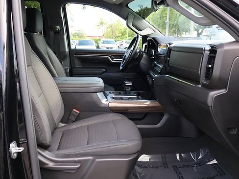 Used 2024 Chevrolet Silverado 1500 RST w/ Z71 Off-Road Package image 26