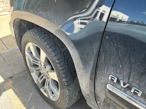 Used 2012 Chevrolet Avalanche LTZ AWD/4WD image 8