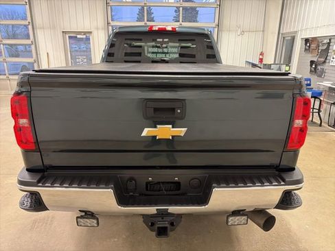 Used 2019 Chevrolet Silverado 3500 LT image 6