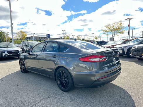 Used 2020 Ford Fusion SE w/ Equipment Group 151A image 11