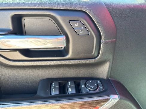 Used 2022 Chevrolet Silverado 2500 LT w/ Convenience Package AWD/4WD image 23
