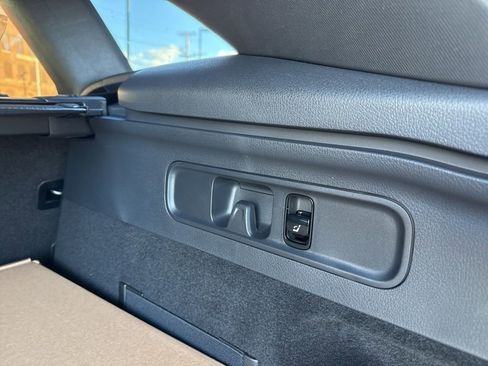 New 2026 Mercedes-Benz GLC 300 4MATIC image 29