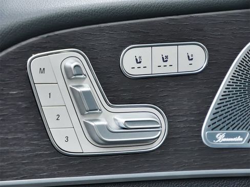 Used 2020 Mercedes-Benz GLE 580 4MATIC image 12