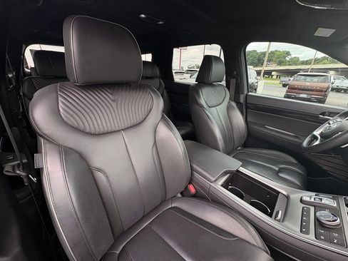 Certified 2025 Hyundai Palisade Calligraphy AWD/4WD image 31