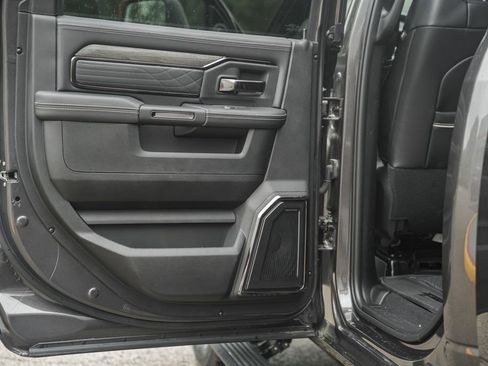New 2026 RAM 2500 Limited AWD/4WD image 42