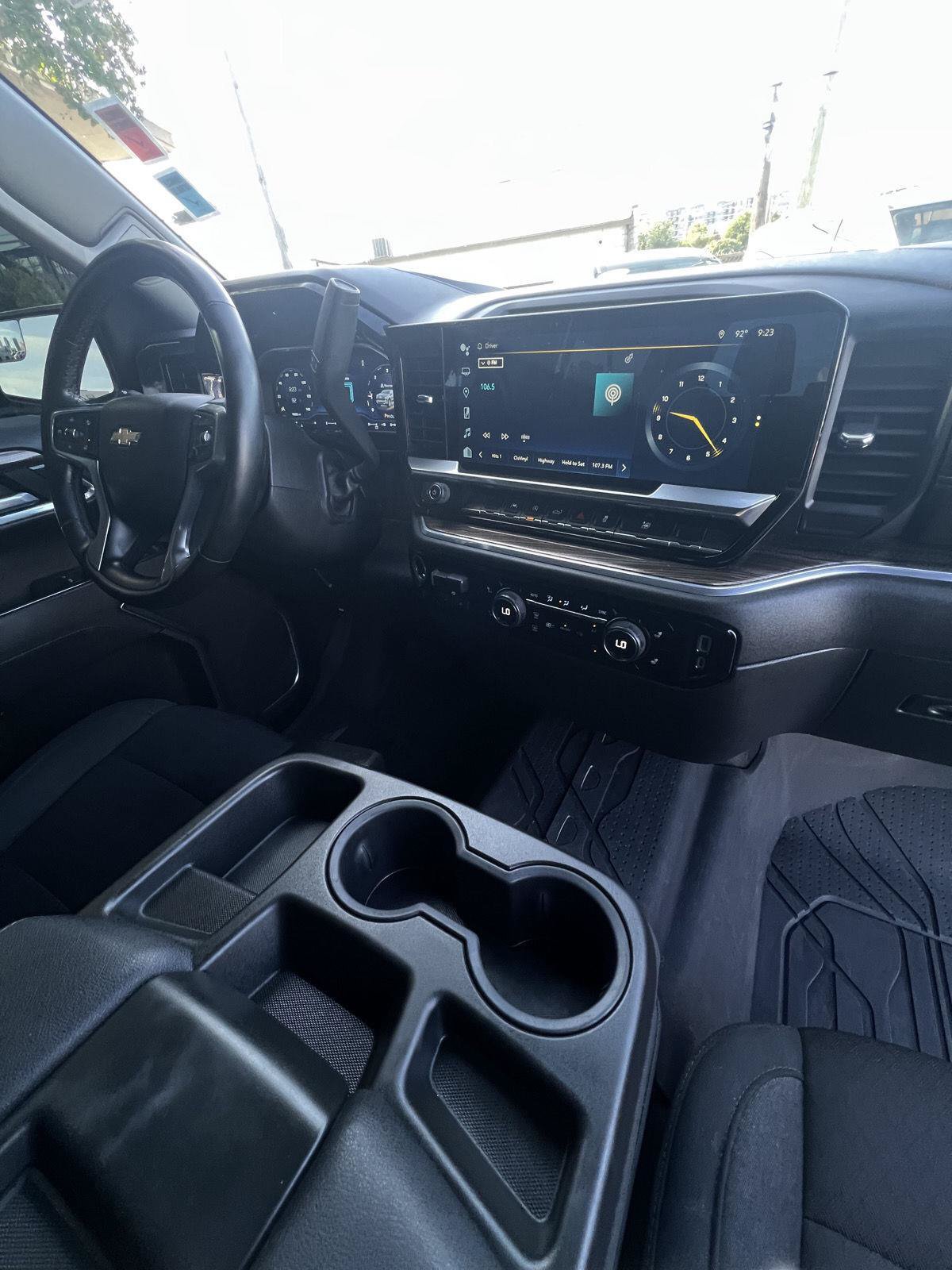 Used 2023 Chevrolet Silverado 1500 LT w/ Protection Package AWD/4WD image 24