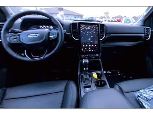 New 2025 Ford Ranger Lariat w/ FX4 Off-Road Package image 7