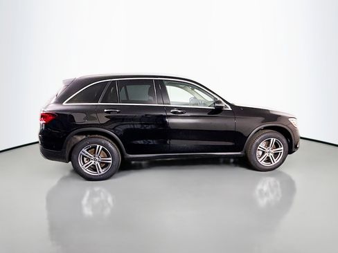 Used 2022 Mercedes-Benz GLC 300 4MATIC w/ Multimedia Package Lite image 11
