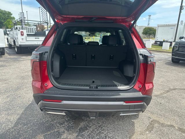 New 2026 Chevrolet Equinox ACTIV w/ Convenience Package III FWD image 30