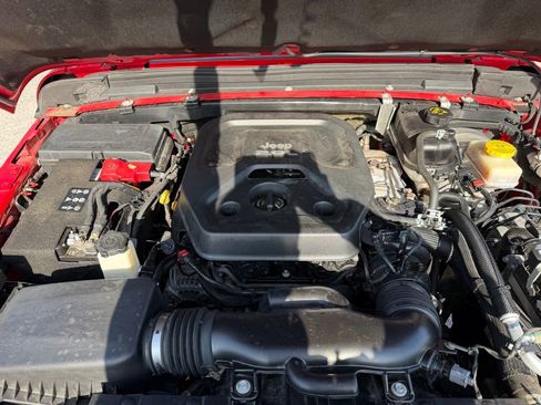 Certified 2020 Jeep Wrangler Unlimited Sport image 12