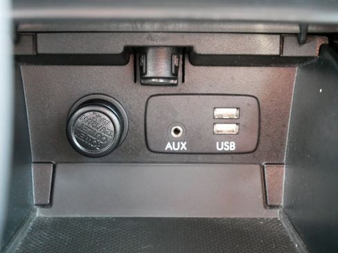 Used 2018 Subaru Legacy 3.6R Limited image 32