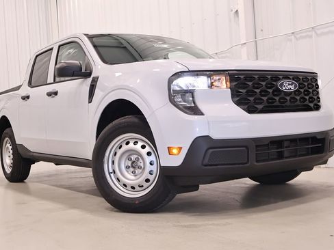 New 2026 Ford Maverick XL AWD/4WD image 31