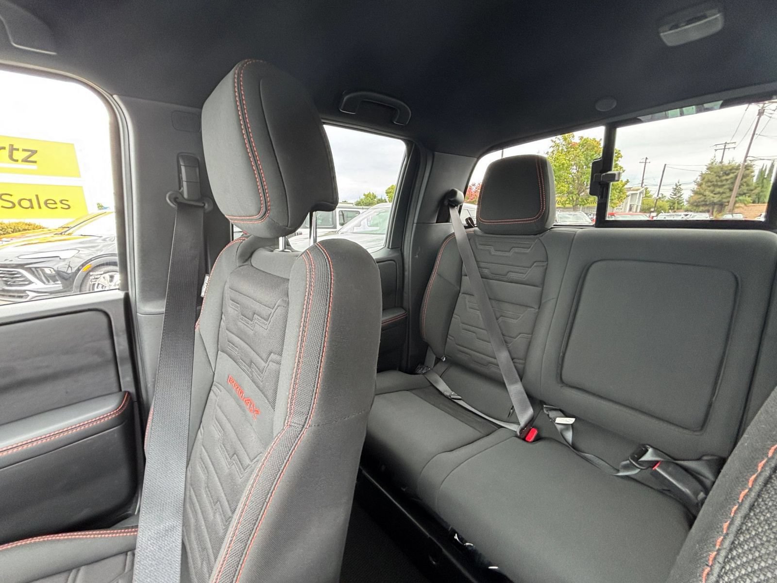 Used 2026 Nissan Frontier PRO-4X AWD/4WD image 38
