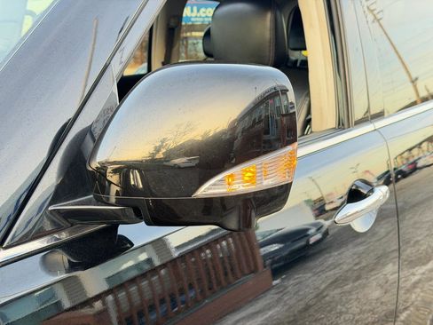 Used 2021 Nissan Armada SL w/ Captain's Chairs Package image 83