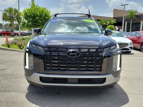 Certified 2024 Hyundai Palisade Limited FWD image 2