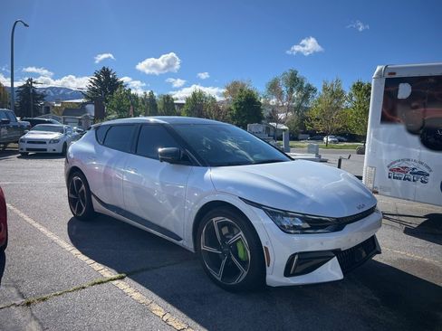 Used 2023 Kia EV6 GT image 2