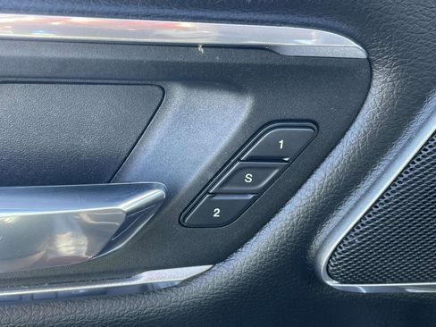 Used 2021 RAM 1500 Laramie AWD/4WD image 15