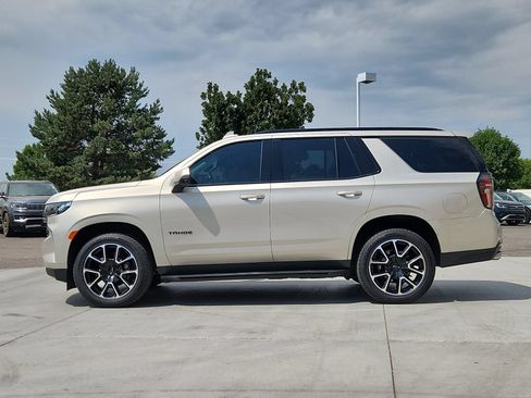 Used 2022 Chevrolet Tahoe RST w/ Sport Performance Package AWD/4WD image 2