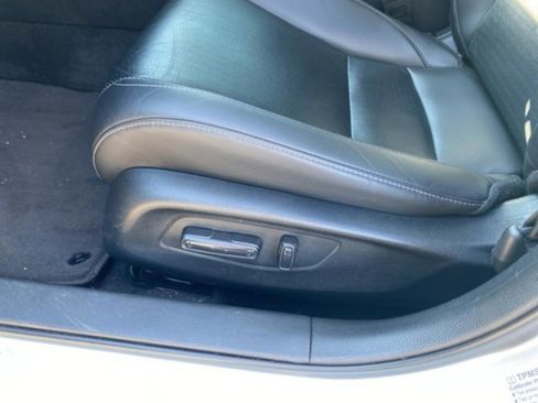 Used 2023 Honda Civic Touring image 10