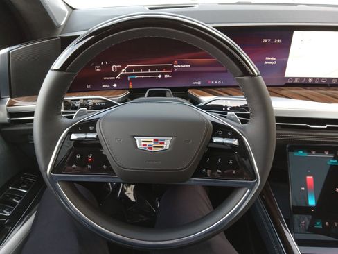 Used 2026 Cadillac Escalade Platinum Sport w/ LPO, ONYX Package image 14