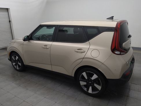 Used 2020 Kia Soul EX w/ Option Group 015 FWD image 3