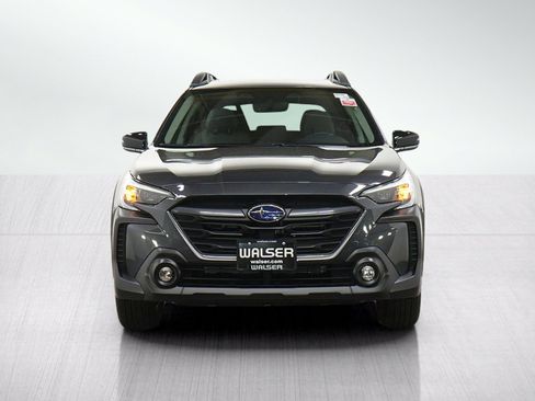 Used 2024 Subaru Outback Premium AWD/4WD image 8