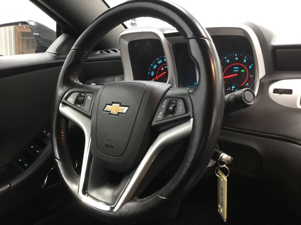 Used 2014 Chevrolet Camaro LT RWD image 18