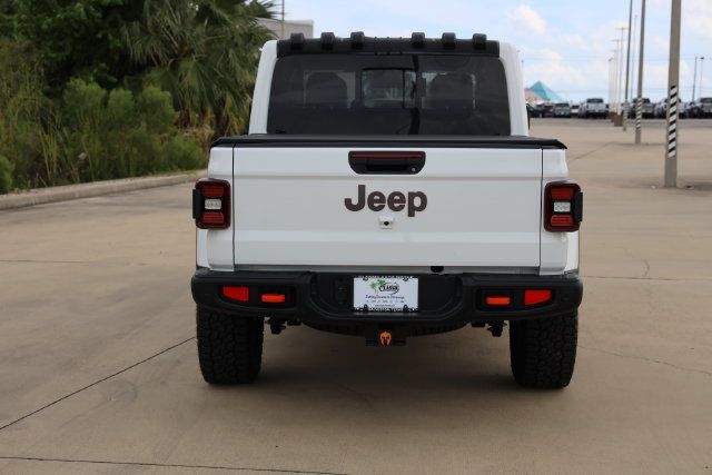 Used 2025 Jeep Gladiator Mojave AWD/4WD image 6