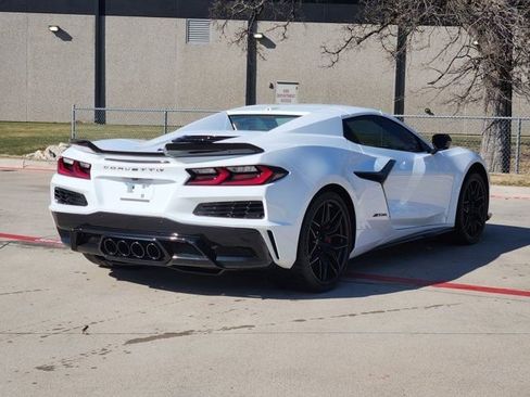 Used 2024 Chevrolet Corvette Z06 image 14