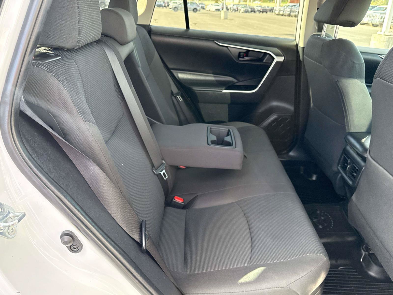 Used 2024 Toyota RAV4 LE AWD/4WD image 16