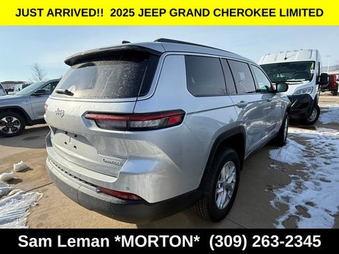 New 2025 Jeep Grand Cherokee L Laredo image 7