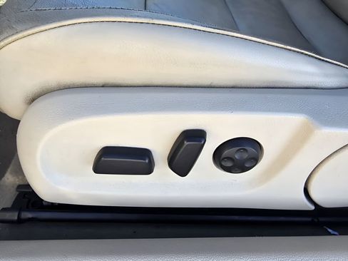 Used 2012 Volkswagen Eos Lux image 15