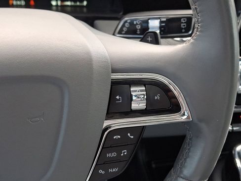Used 2020 Lincoln Navigator Reserve w/ Luxury Package AWD/4WD image 26