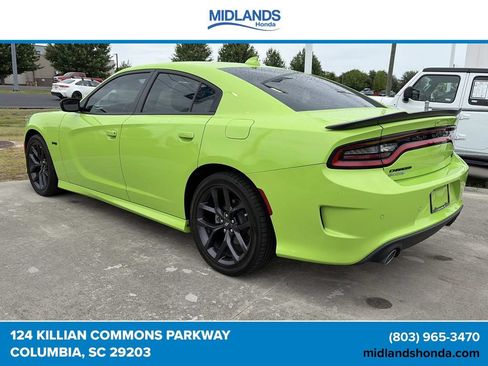 Used 2023 Dodge Charger R/T w/ Plus Group RWD image 4