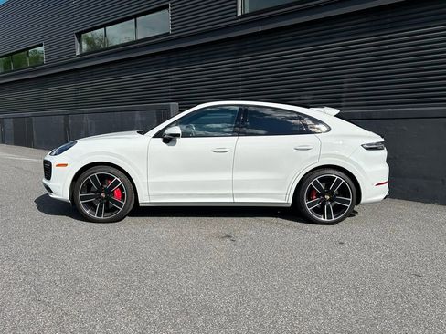 Certified 2023 Porsche Cayenne GTS image 7