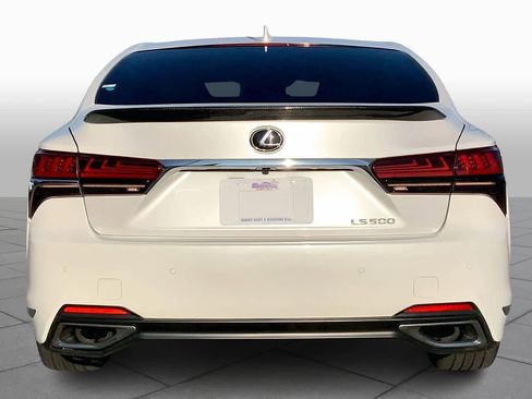 Used 2021 Lexus LS 500 w/ Accessory Package (Z2) image 4