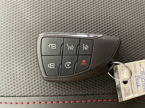 New 2026 Chevrolet Suburban RST w/ Comfort Package AWD/4WD image 24