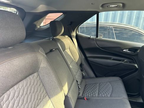 Used 2019 Chevrolet Equinox LT w/ Driver Convenience Package FWD image 12