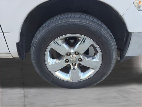 Used 2019 RAM 1500 Big Horn image 10