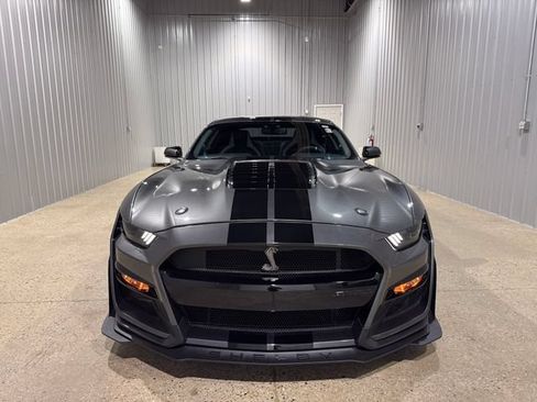 Used 2020 Ford Mustang Shelby GT500 w/ Technology Package RWD image 3